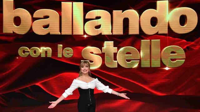 Ballando con le stelle, nuova edizione al via il 21 ottobre: Wanda Nara nel cast