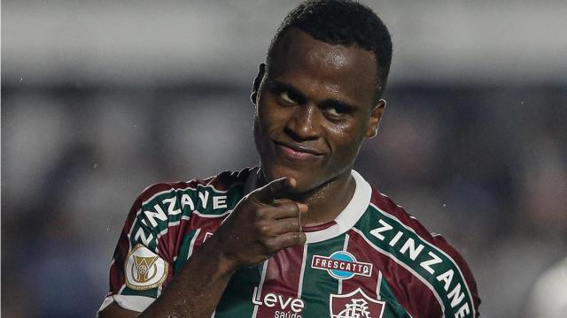 Santos perde para o Fluminense na Vila e segue ameaçado
