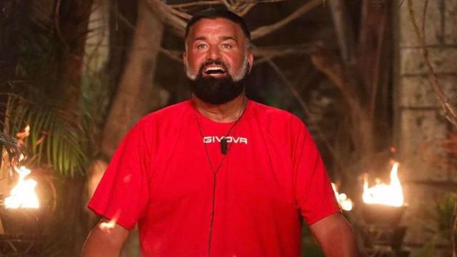 L'Isola dei Famosi: Peppe Di Napoli si è ritirato dal reality show