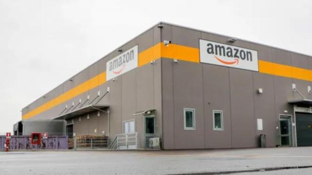 Lavoro Amazon: posizioni per magazziniere disponibili a Roma e Torino