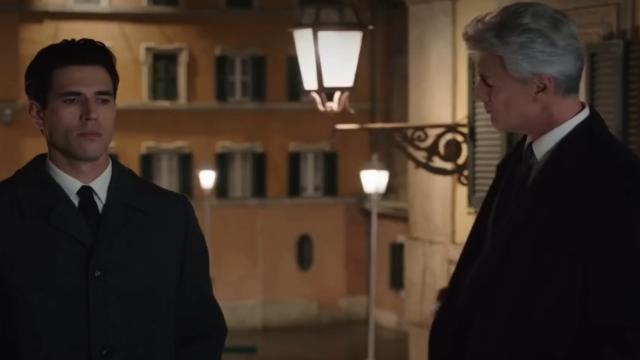 Il Paradiso, prossimi episodi: Umberto manipola Portelli contro Marcello