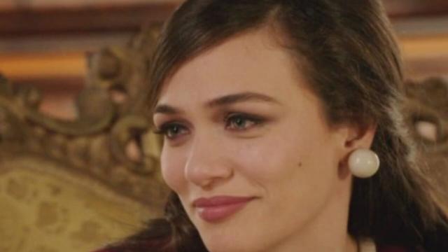 Il Paradiso, spoiler 4/12: Marta ripensa ai bei momenti trascorsi con Enrico