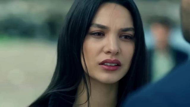 Kara Sevda dal 20 al 22.01: Mehmet fa la spia, Zeynep si schiera dalla parte di Kemal