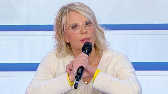 Maria De Filippi a Emanuel Lo: 'Complimenti, bellissima canzone quella di Giorgia'