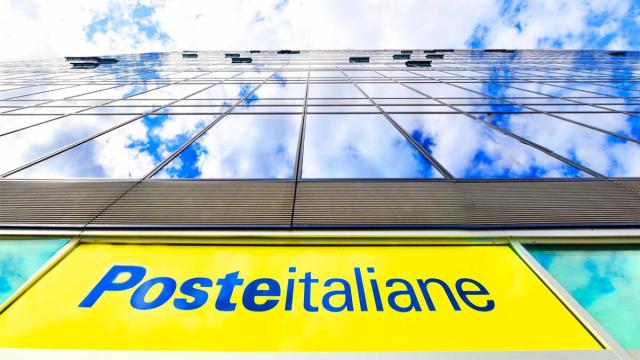 Poste Italiane seleziona nuovi consulenti finanziari: la domanda scade il 9 marzo