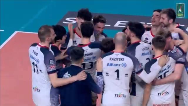 Volley, quarti play off gara 1: Milano passa in casa della Lube, Piacenza corsara a Verona