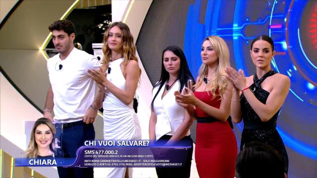 GF: Stefania eliminata, in nomination Chiara, Mariavittoria, Helena, Shaila e Javier