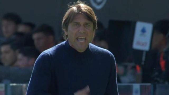 Napoli-Torino, Conte verso un altro cambio modulo: Raspadori e Lukaku in attacco