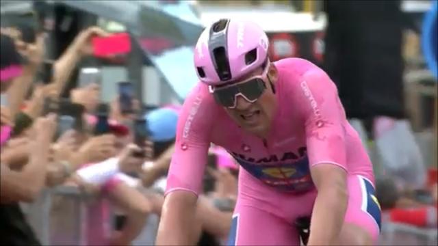 Giro d'Italia, Pedersen cala il tris a Matera