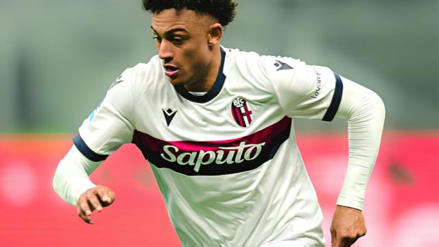 Napoli, passi avanti per Ndoye: ora serve l'accordo con il Bologna